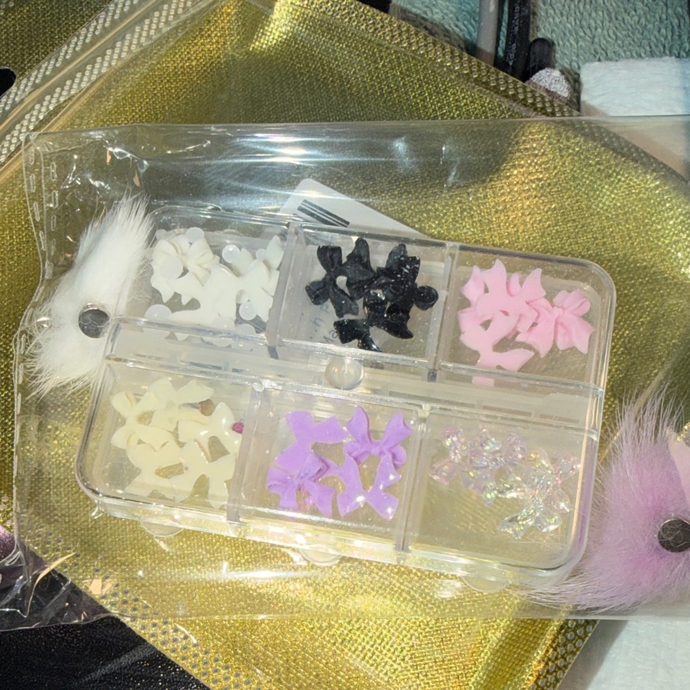 Floral Nail Art Decoration Set - Picture 4 of 6